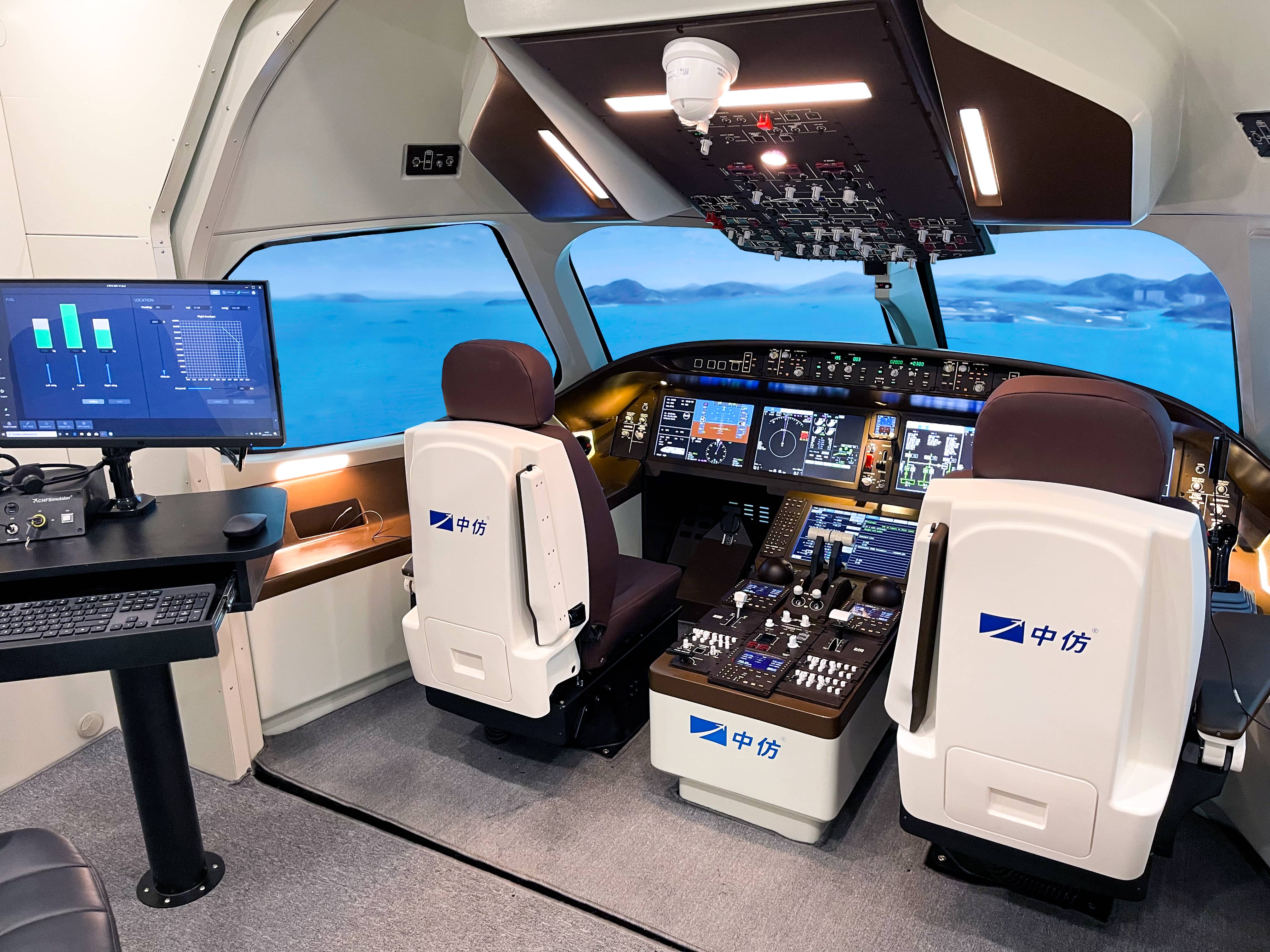 CnTech COMAC C919 flight simulator